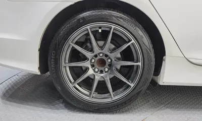 Hyundai Sonata 2012, 212200 км, за 3668.7 USD