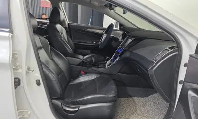 Hyundai Sonata 2012, 212200 км, за 3668.7 USD - фото 11