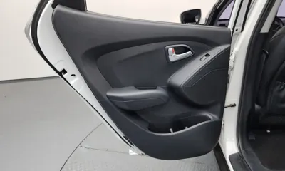 Hyundai Tucson 2015, 76155 км, за 5529.54 USD - фото 25