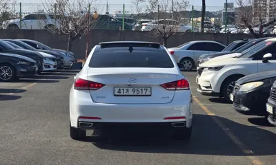 Hyundai Genesis 2015, 105894 км, за 8400.07 USD