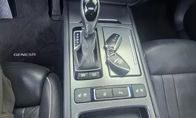 Hyundai Genesis 2015, 105894 км, за 8400.07 USD - фото 11