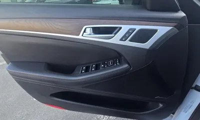 Hyundai Genesis 2015, 105894 км, за 8400.07 USD - фото 13