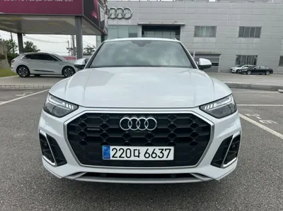Audi Q5 2023, 15000 км, за 33876.24 USD