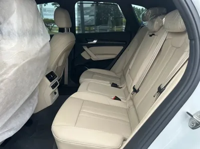 Audi Q5 2023, 15000 км, за 33860.77 USD - фото 10