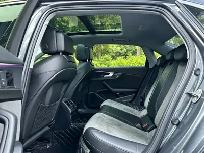 Audi A4L 2020, 56000 км, за 18252.92 USD - фото 7