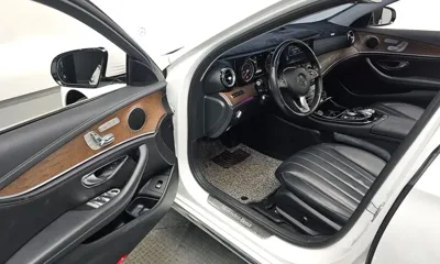 Mercedes-Benz E-Class 2017, 115818 км, за 14918.57 USD - фото 12