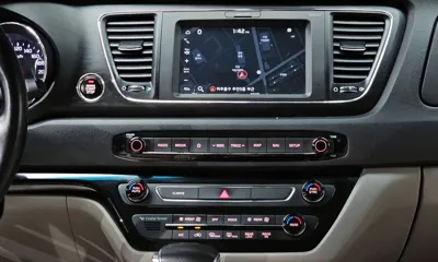 Kia Canival 2019, 160559 км, за 6371.52 USD - фото 14