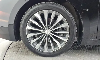 Hyundai Grandeur 2014, 148766 км, за 5285.76 USD
