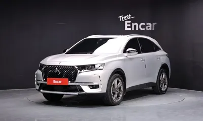 Citroen-DS DS7 · 2022 год
