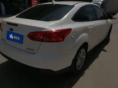 Ford Focus 2016, 133600 км, за 3531.42 USD