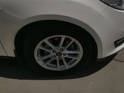 Ford Focus 2016, 133600 км, за 3531.42 USD - фото 6
