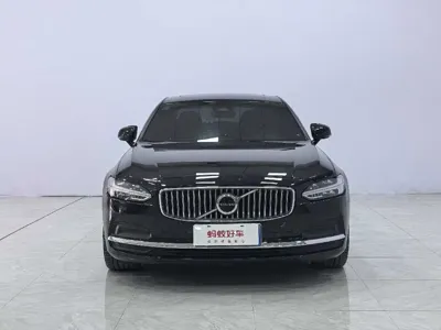 Volvo S90 2022, 44000 км, за 25426.23 USD