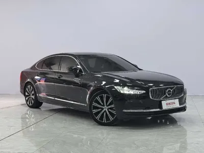 Volvo S90 2022, 44000 км, за 25426.23 USD