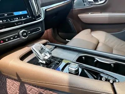Volvo S90 2022, 44000 км, за 25426.23 USD - фото 10