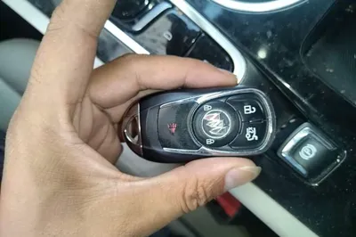 Buick Regal 2020, 110600 км, за 10148 USD - фото 23