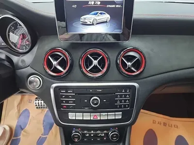 Mercedes-Benz CLA-Class 2019, 135492 км, за 11815.68 USD - фото 10