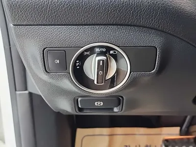 Mercedes-Benz CLA-Class 2019, 135492 км, за 11815.68 USD - фото 18