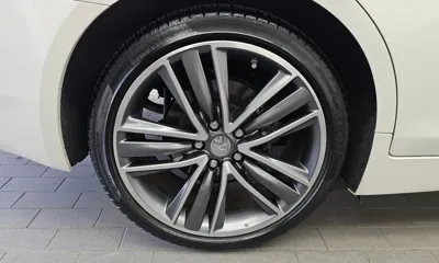 Infiniti Q50 2016, 67062 км, за 7488.44 USD