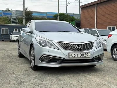 Hyundai Grandeur 2016, 245029 км, за 2602.14 USD