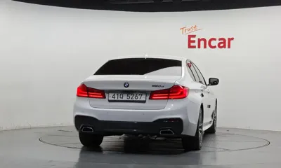 BMW 5-Series 2017, 79719 км, за 16016.8 USD