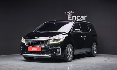 Kia Canival · 2019 год