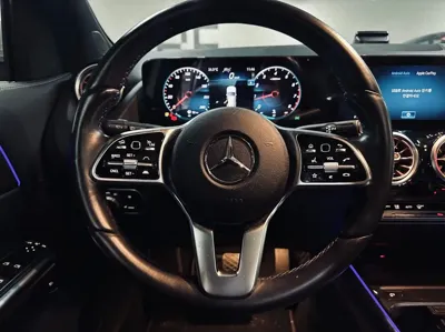 Mercedes-Benz GLA-Class 2021, 44671 км, за 18839.44 USD - фото 12
