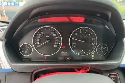 BMW 3 Series 2019, 163800 км, за 13659 USD - фото 10