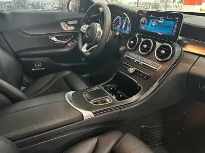 Mercedes-Benz C-Class 2020, 85000 км, за 16969.3 USD
