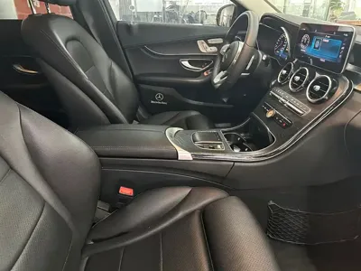 Mercedes-Benz C-Class 2020, 85000 км, за 16969.3 USD