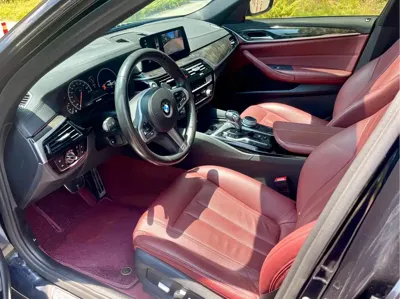 BMW 5 Series 2019, 110000 км, за 20413.27 USD