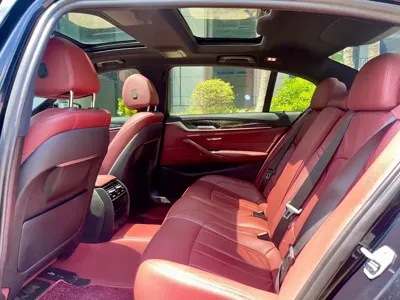 BMW 5 Series 2019, 110000 км, за 20413.27 USD
