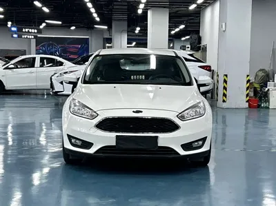 Ford Focus 2016, 70000 км, за 3796.28 USD