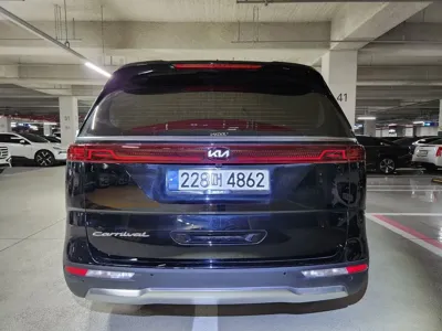 Kia Canival 2021, 67000 км, за 17067.09 USD