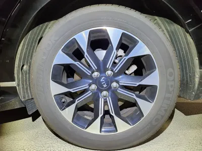 Kia Canival 2021, 67000 км, за 17067.09 USD