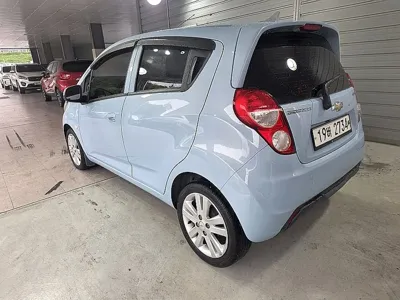 ChevroletGMDaewoo Spark 2015, 84566 км, за 2083.74 USD