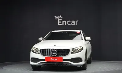 Mercedes-Benz E-Class 2017, 235073 км, за 9744.52 USD