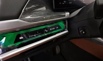 BMW 7-Series 2024, 21020 км, за 78714.62 USD - фото 32