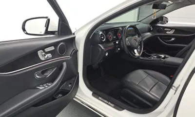 Mercedes-Benz E-Class 2018, 87927 км, за 11896.24 USD - фото 10