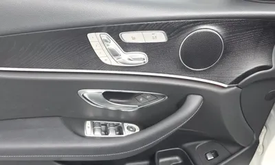 Mercedes-Benz E-Class 2018, 87927 км, за 11896.24 USD - фото 27