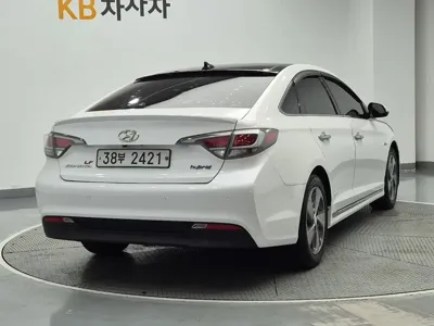 Hyundai Sonata 2015, 129343 км, за 7150.75 USD - фото 3
