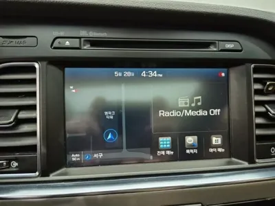 Hyundai Sonata 2015, 129343 км, за 7150.75 USD - фото 11