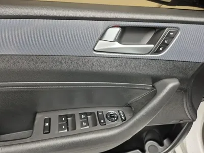Hyundai Sonata 2015, 129343 км, за 7150.75 USD - фото 18