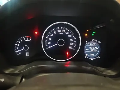 Honda Vezel 2020, 57600 км, за 8019.27 USD - фото 18
