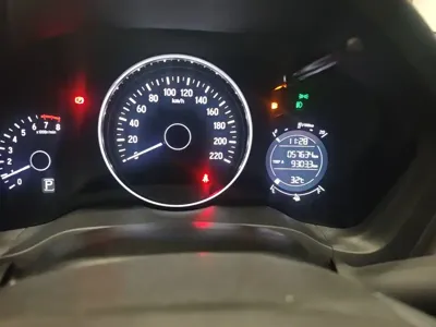 Honda Vezel 2020, 57600 км, за 8019.27 USD - фото 19