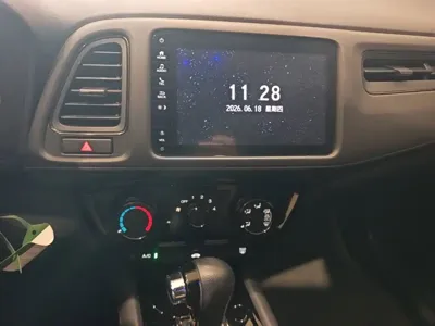 Honda Vezel 2020, 57600 км, за 8019.27 USD - фото 20