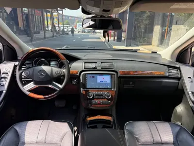 Mercedes-Benz R-Class 2012, 180000 км, за 6758.21 USD