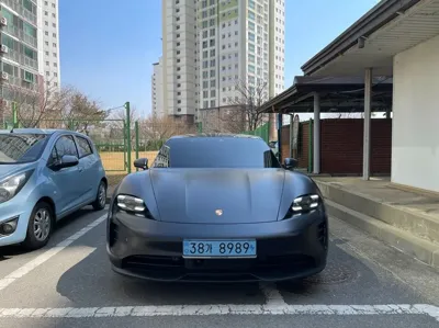 Porsche Taycan 2024, 34000 км, за 139293.17 USD
