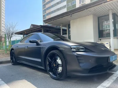Porsche Taycan 2024, 34000 км, за 139293.17 USD - фото 6