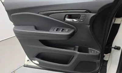Honda Pilot 2017, 39683 км, за 14047.53 USD - фото 24