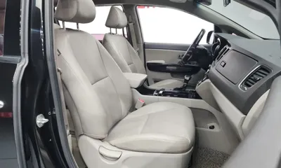 Kia Canival 2018, 99038 км, за 8259 USD - фото 11